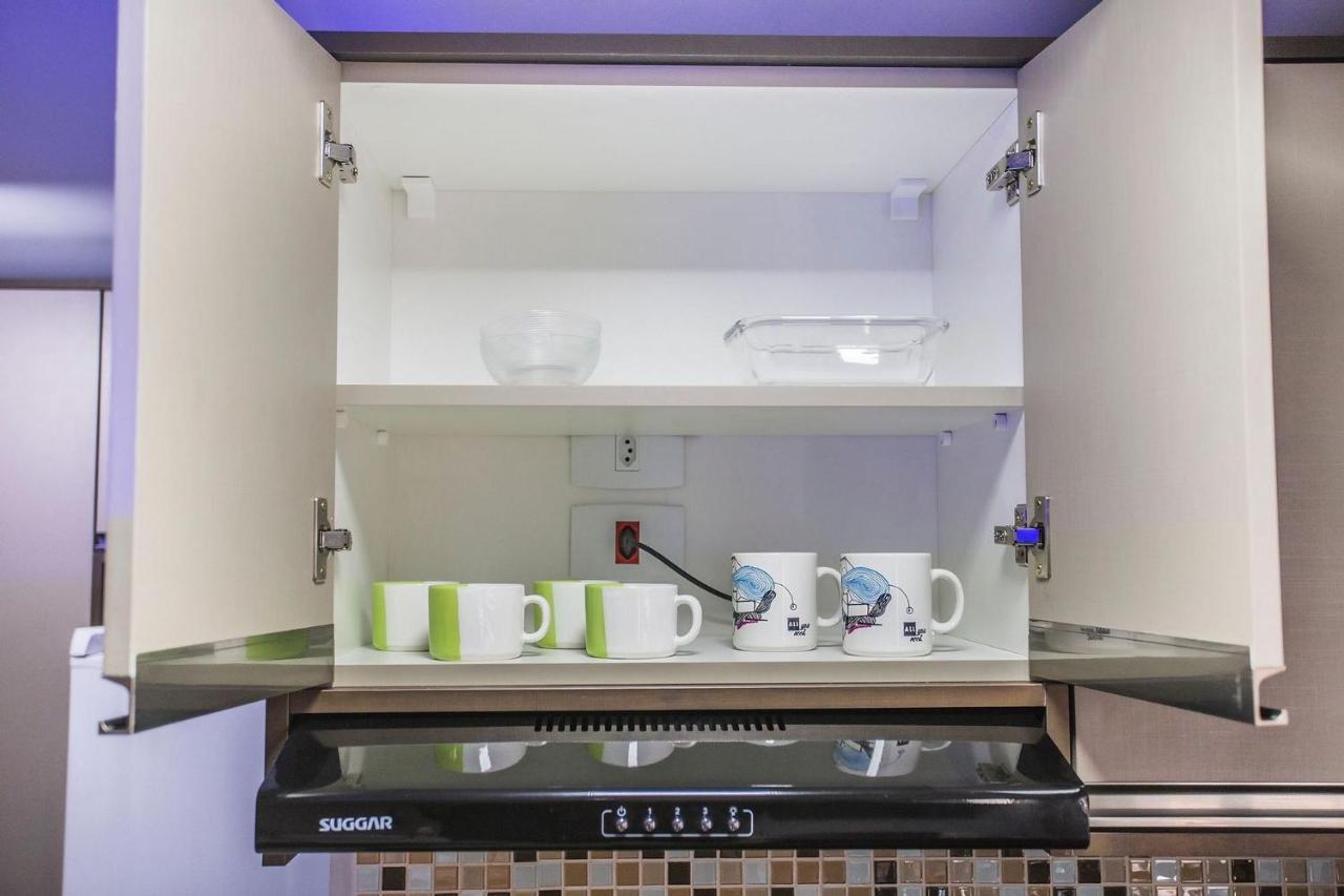 Studio Completo Com Escritorio - All1218 Curitiba Kültér fotó